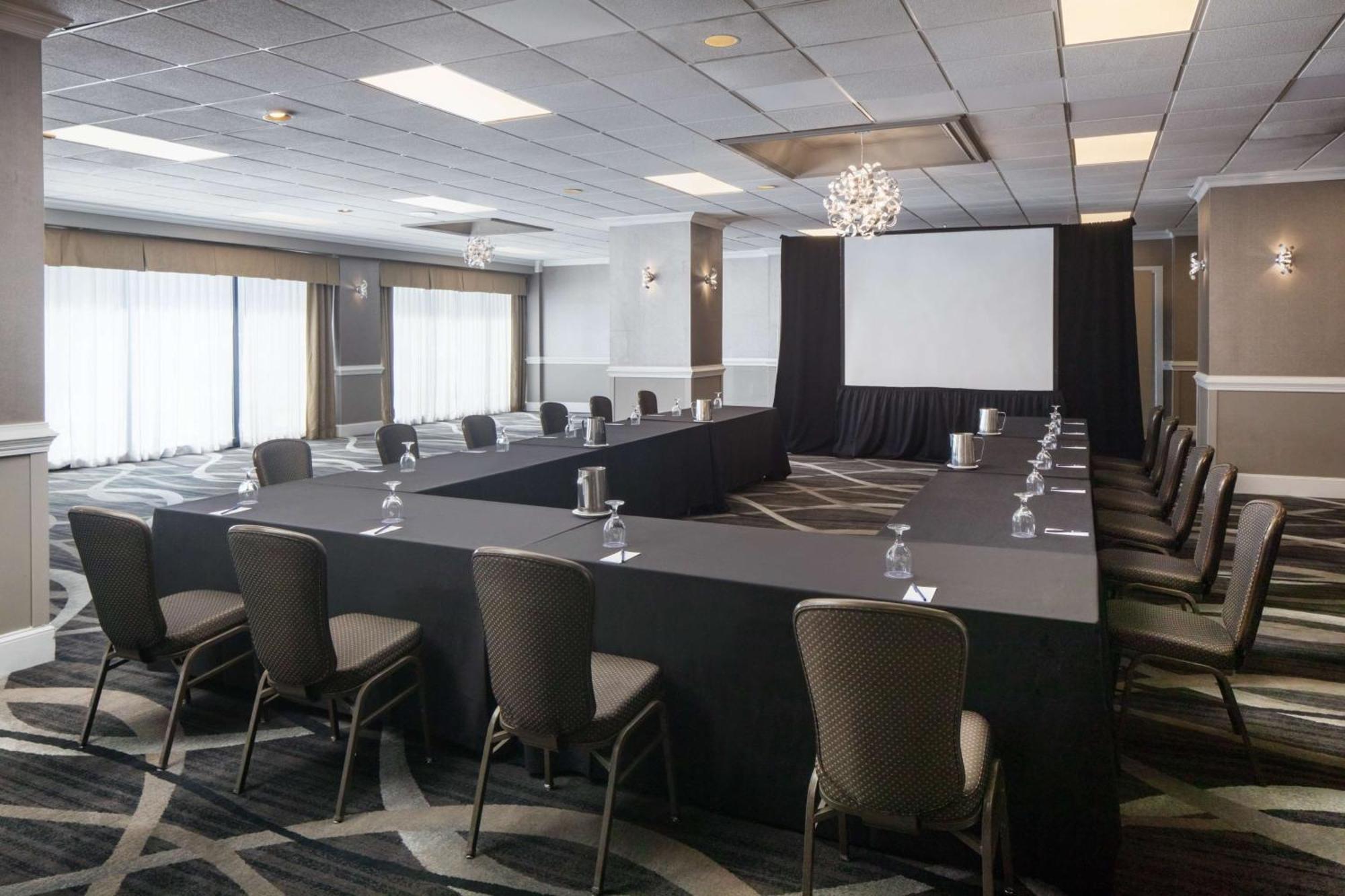 Doubletree By Hilton Cherry Hill Philadelphia Exterior photo