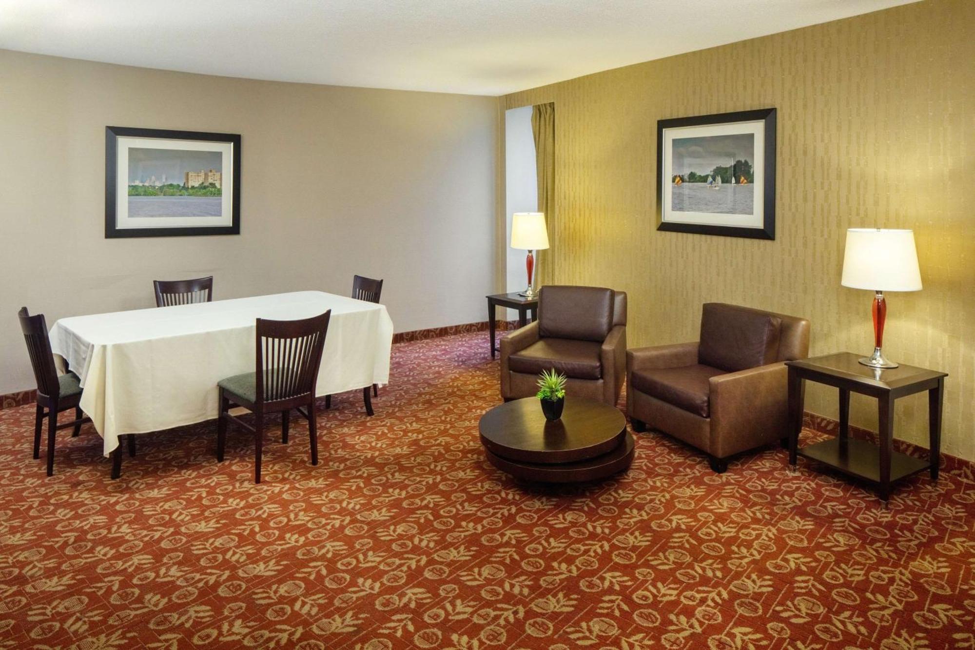 Doubletree By Hilton Cherry Hill Philadelphia Exterior photo